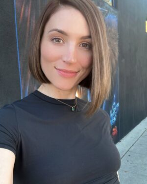 Becca Scott Instagram - REDHAIR?! I HARDLY KNOW HER!