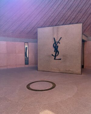 Beverly Osu Instagram - YSL Museum 🎞️📽️
Lately I ve been practicing slow living… I’m in calm ☺️

#yslmuseum #addiassambas #slowliving