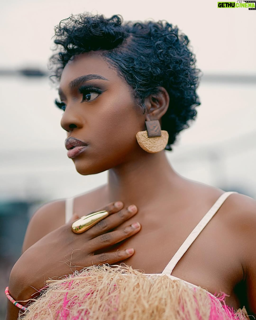 Beverly Osu - 3 Likes - A GHETTO LOVE STORY ‼️ premiered at the 2024 @afriff .
Watching AGLS gave me the chills ,felt like I was in a dream 🥰.
Everything scored 💯‼️📌..
I’m indeed humbled to be part and presence in creating a ART MASTERPIECE ..
MY EP @basketmouth ‼️ MASTER 🙌🏿, GINGERBREAD MAN! You are a creative genius…
MY DIRECTOR @danieloriahi your mind and approach to Art should be studied .
A Ghetto love story would be live in all cinemas NATIONWIDE NOV 22‼️
This is a movie you will want to watch Twice 🥰
Styled by @officialswazzi
📸 @t.atomx
#africangirlmagic #storytime #filmfestival