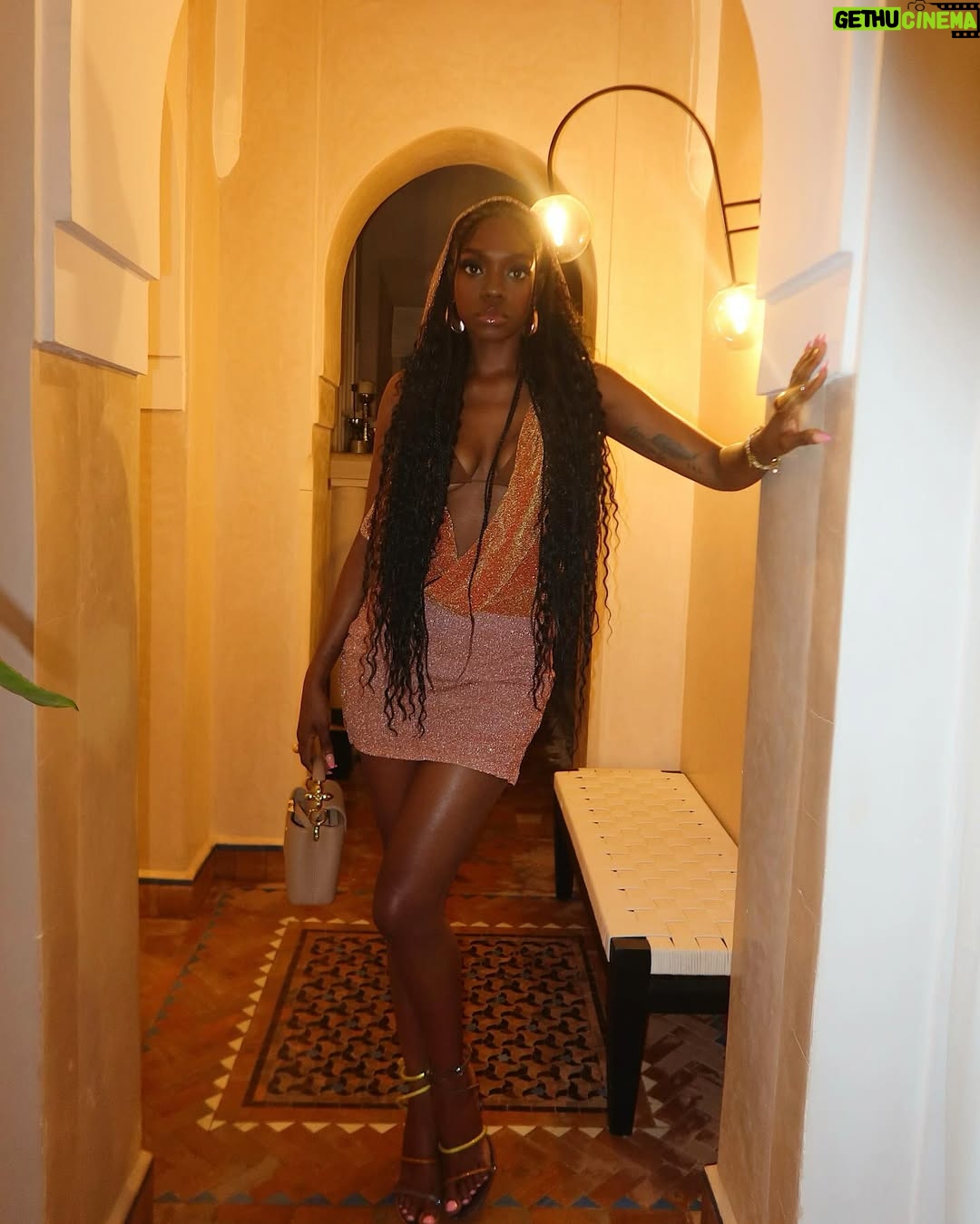 Beverly Osu - 3 Likes - 🎬PLOT TWIST : This “snack “ is actually a “ 3 course meal “.
#ɢᴏᴏᴅʙᴀᴅɢɪʀʟ
#fridaynight #in #morocco #braids #renecaovilla