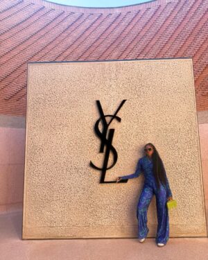 Beverly Osu Instagram - YSL Museum 🎞️📽️
Lately I ve been practicing slow living… I’m in calm ☺️

#yslmuseum #addiassambas #slowliving