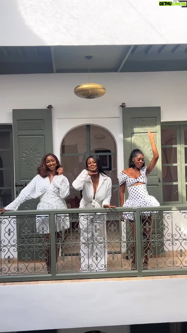 Beverly Osu - 10.6K Likes - We chose Marrakech, Morocco 🇲🇦 for our annual New Year Trip and it didn’t disappoint 😌…
•
Tribe : @beverly_osu @tuokpe.o @walenut @denrele_edun
Trip planned and executed by @keepitmovingtravel
#morocco #marrakech #travel
