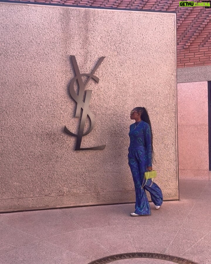 Beverly Osu - 3 Likes - YSL Museum 🎞️📽️
Lately I ve been practicing slow living… I’m in calm ☺️
#yslmuseum #addiassambas #slowliving