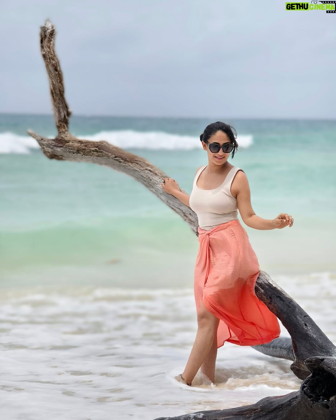 Bhavana Appu - 29.9K Likes - Beach day🏝️
#andamanislands #andamandiaries🌴🌊🏄🐳🐡