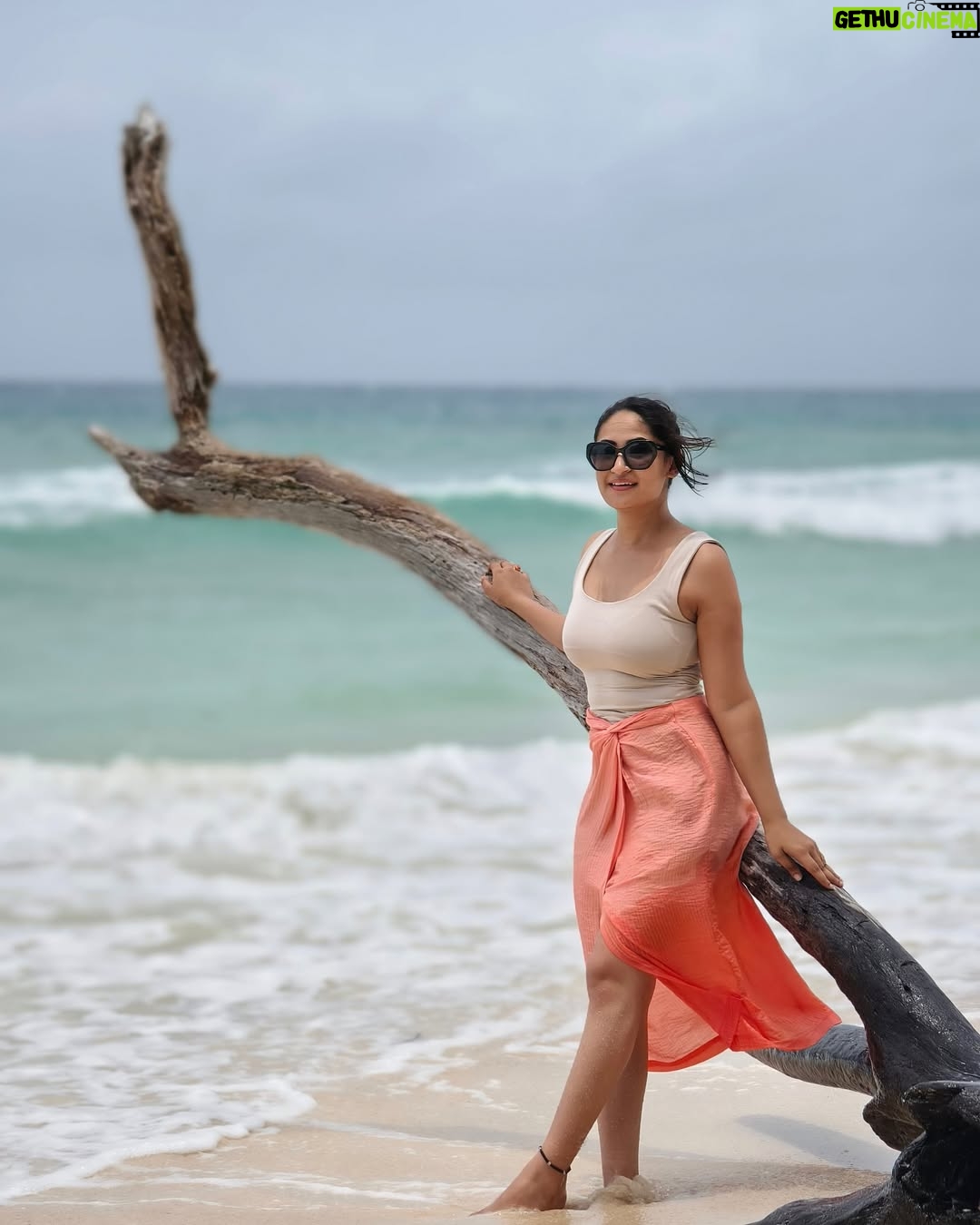 Bhavana Appu - 29.9K Likes - Beach day🏝️
#andamanislands #andamandiaries🌴🌊🏄🐳🐡