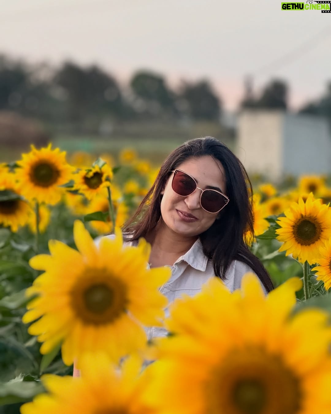 Bhavana Appu - 6.5K Likes - Goodmorning fam 🌻