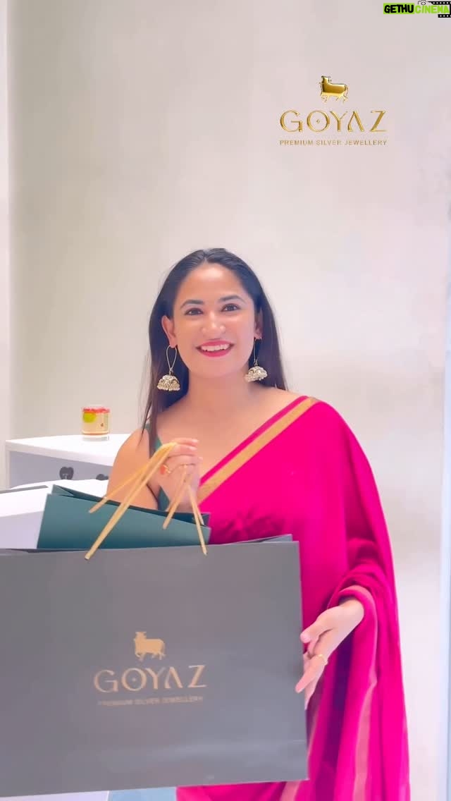 Bhavana Appu - 780 Likes - One of my favorite jewelry brands, @goyazsilverjewellery, is all set to launch their 12th store — and their 3rd in Bengaluru — right here in Malleswaram! ✨
The grand opening is happening on May 3rd, Saturday, from 11 AM onwards, and you don’t want to miss it.
Goyaz has always stood for timeless beauty and elegance, and now there’s a stunning new destination to explore their finest collections.
💎 Grand Inaugural Offers (on selected designs):
🔹 On purchase of ₹1,00,000 — get ₹50,000 worth of jewelry FREE
🔹 On purchase of ₹50,000 — get ₹25,000 worth of jewelry FREE
🔹 On purchase of ₹25,000 — get ₹12,500 worth of jewelry FREE
📍Offer valid from May 3rd to May 11th at all Goyaz stores:
Jayanagar | Marathahalli | Malleswaram
Brand managed by @cosmicmedia9 @creators_addaa