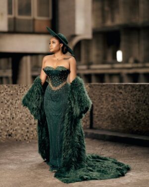 Bimbo Ademoye Instagram - Green with envy!. It's Lights, camera , Naija o' clock @naijaonnetflix called and of course I answered. 

Styled  my fav @by_mickeycreates 
Photo my boo @edos_artistry 
Dress @dressedin_ima 
Make up @glambymorgan_

#lightscameranaija 
#netflixparty