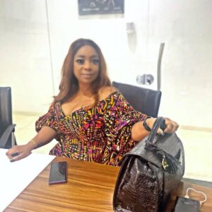 Bimbo Akintola Instagram - Hey..