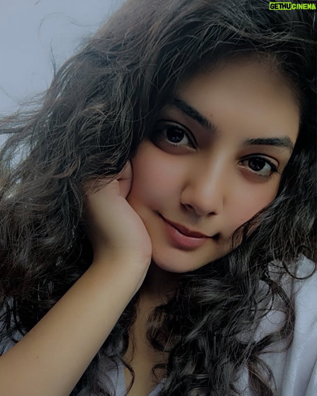 Bindu Gowda - 5.7K Likes - Curls made with love🖤
#bindugowda