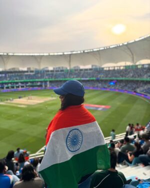 Bindu Gowda Instagram - INDIA WINS!!! 🇮🇳 Virat Kohli’s century, the crowd going crazy, that last winning moment. I don’t think I’ll ever forget this night!!❤️

What a match, what a night, what a feeling!❤️ 

#indvspak #dubai #viratkohli