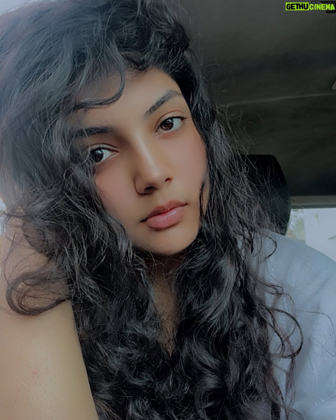 Bindu Gowda - 5.7K Likes - Curls made with love🖤
#bindugowda
