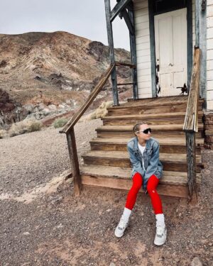 Blanka Lipinska Instagram - Żegnamy przepiękną Arizonę by za kilka godzin powitać miasto grzechu 😈 …trzymajcie kciuki, żeby w Vegas żadne głupoty nam do głowy nie przyszły 👰🏼‍♀️😂