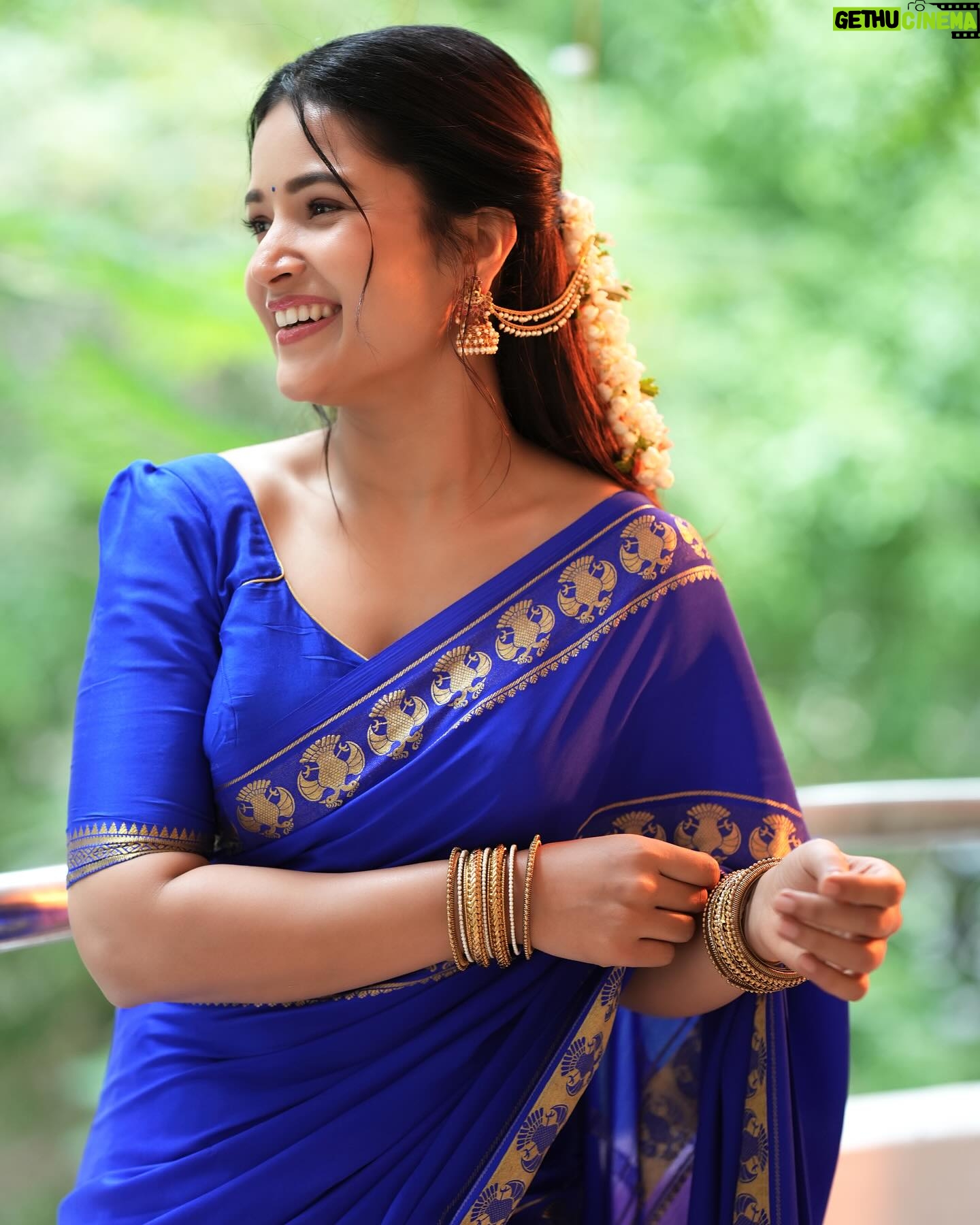 Brinda Acharya - 5K Likes - From the launch of our first single ‘HARA OM’ from @bob_thefilm @shreedevientertainers @mrtmusicofficial ✨