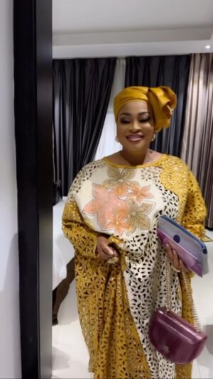 Bukky Wright Instagram - We Suffer more in our Mind than we actually do in Reality. 

So, if you want to be Free, you need to realise that the invisible cage is made up of your own Thoughts. 

Remember, there is nothing in the world that can heal you or break you as much as your own Thoughts. Thanks @olubunmisaka for my lovely outfit
