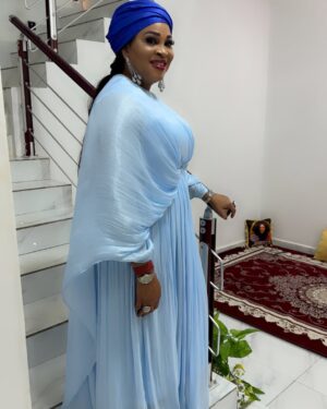 Bukky Wright Instagram - 🥰🥰 💃🏾this abaya can only be from @ashyah.collectionsofficial if not, then it is a counterfeit.