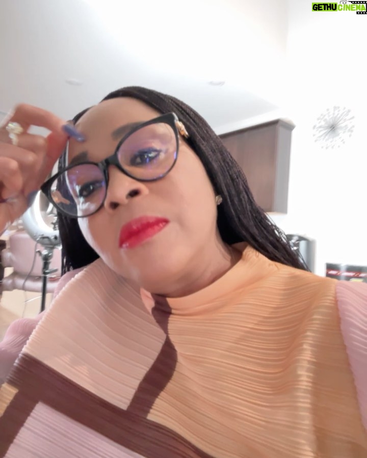 Bukky Wright - 9.2K Likes - How does silence help us to align ourselves?
Silence brings our mind, body and soul in alignment; when these three are aligned, we create a balance in life.