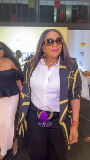 Bukky Wright Instagram - Omotara Johnson @bukkywright at the movie premiere of Makemation.
@makemationfilm 
@riseinteractivestudios 
#MakemationInCinema #MakemationIsComing #EasterWeekend #InCinemasNationwideFrom18thApril #WatchMakemation #GenZIsActive #AI