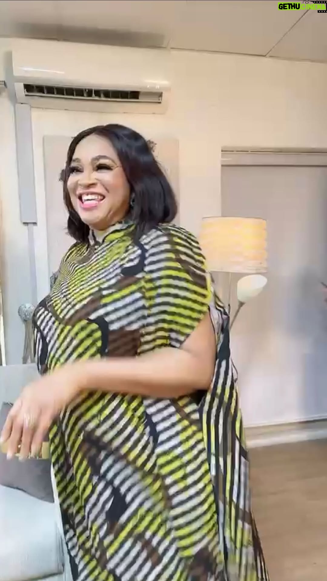 Bukky Wright - 6.1K Likes - š¬š„ The little girl in me whenever I get on set šš¾š„°š