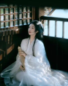 Actress Cao Lu HD Photos and Wallpapers October 2025