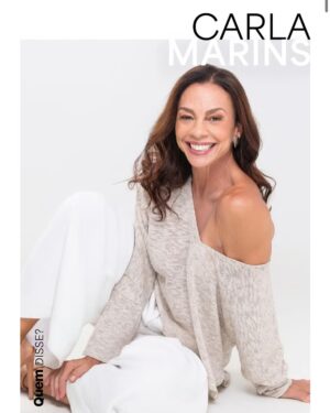 Carla Marins Instagram - Saiu uma super matéria na revista @quem desta semana numa conversa animada com a jornalista @biaborrouls ,onde conversamos sobre o maternidade, maturidade, casamento e muito mais. Confiram também em @equipemarinsoficial 

Fotos: @rodrigolopes
Beleza: @ danifagmakeup
Stylist: @nathfiaes
Assessoria: @julycaldas