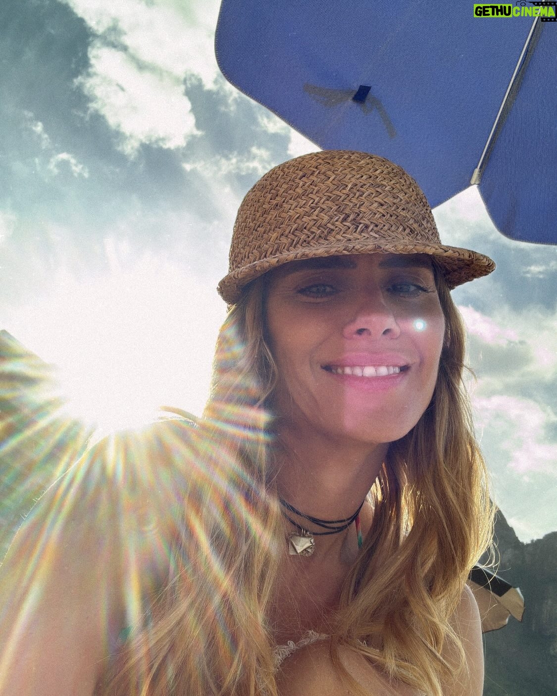 Carolina Dieckmann - 3 Likes - ontem teve gravação na praia
e vi tantas fotos lindas na internet,
q resolvi misturar com as minhas
e fazer um dump aqui...
e vc...
tá vendo #valetudo né?
🫶🏼🔥🔥🔥🔥🔥🫶🏼