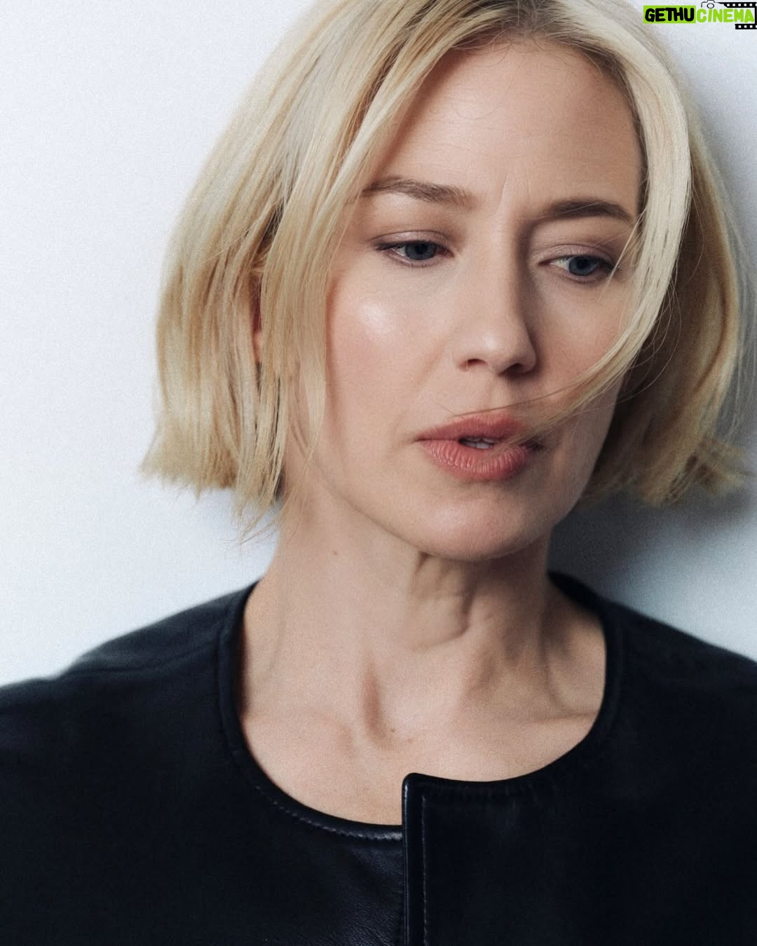 Carrie Coon - 18.3K Likes - Still thinking about last night?
Carrie Coon x Harper’s Bazaar
wearing @partow_official and @sethicouture
@carriecoon
@harpersbazaarus
@sumustecaplioglu
@alicialombardini
@peterbutlerhair
@rebeccarestrepo
#whitelotus #laurie #carriecoon