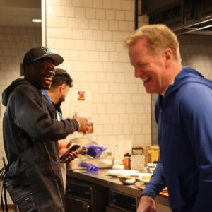 Cassie Yeung Instagram - Brought the Commissioner to the (creator) cookout 👨‍🍳