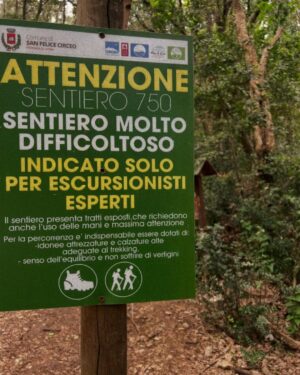 Caterina Shulha Instagram - Qualcuno oggi ha detto che la montagna è come la vita
Buona Pasqua piena d’amore a tutti voi ❤️