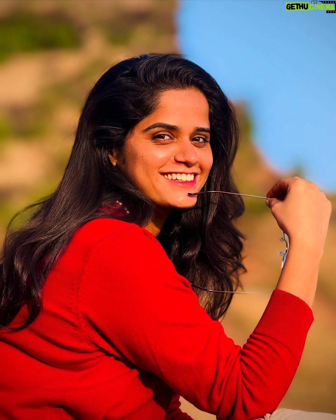 Chaitanya - 3 Likes - Smile doesn’t mean that someone is happy. Sometimes it just means that you’re strong..❤️💫