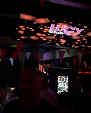 Chaitra Vasudevan Instagram - Quick show in Thailand #photodump @lvtheplacebangkok @skywalkbangkok @onyxbangkok @badshahclubofficial @lucyclubbangkok1 @ventibangkok