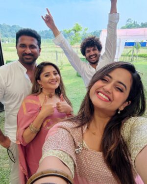Chaitra Vasudevan Instagram - Came to meet cute Tridevi in Coorg 😍