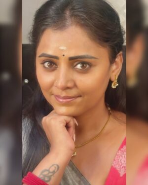 Cherika R Murthy Instagram - Revathi

#cherika 

#kannadathi #kannada #actress #ashwini #kannadaactress #tamilactress #chelvi #lakshminivasa #zeekannada #revathi #gettimelam #zeetamil #ashwinirmurthy #instagram @cherika_rmurthy