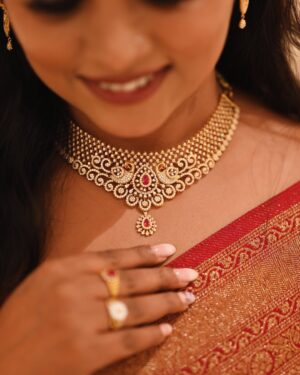 Cherika R Murthy Instagram - ಅಕ್ಷಯ ತೃತೀಯ E Akshaya tritiya Nimma Sampattu
Arogya Vriddisali Maneyali Kushi Tumbali
Akshaya Tritiyada Shubhashayagalu
Jewels by @sktm_mysuru

#cherika 

#kannadathi #kannada #actress #ashwini #kannadaactress #tamilactress #chelvi #lakshminivasa #zeekannada #revathi #gettimelam #zeetamil #ashwinirmurthy #instagram @cherikarmurthy 
@cherika_rmurthy 
#vijaynagarbangalore