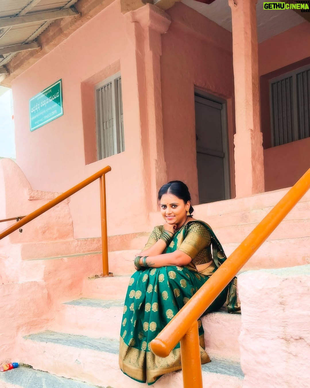 Cherika R Murthy - 1.5K Likes - #cherika
#kannadathi #kannada #actress #ashwini #kannadaactress #tamilactress #chelvi #lakshminivasa #zeekannada #revathi #gettimelam #zeetamil #ashwinirmurthy #instagram @cherika_rmurthy