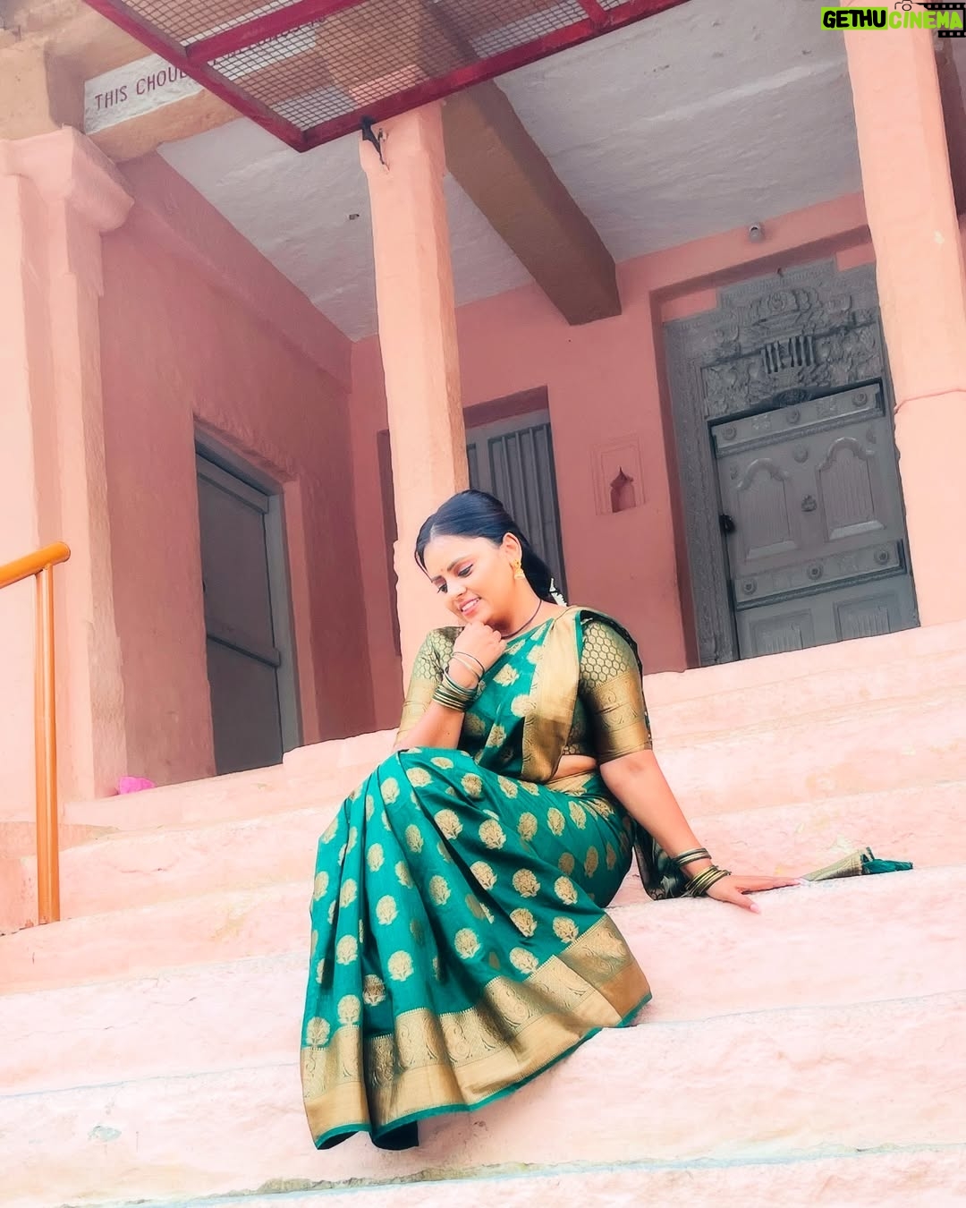 Cherika R Murthy - 1.5K Likes - #cherika
#kannadathi #kannada #actress #ashwini #kannadaactress #tamilactress #chelvi #lakshminivasa #zeekannada #revathi #gettimelam #zeetamil #ashwinirmurthy #instagram @cherika_rmurthy