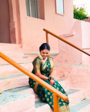 Cherika R Murthy Instagram - #cherika 

#kannadathi #kannada #actress #ashwini #kannadaactress #tamilactress #chelvi #lakshminivasa #zeekannada #revathi #gettimelam #zeetamil #ashwinirmurthy #instagram @cherika_rmurthy