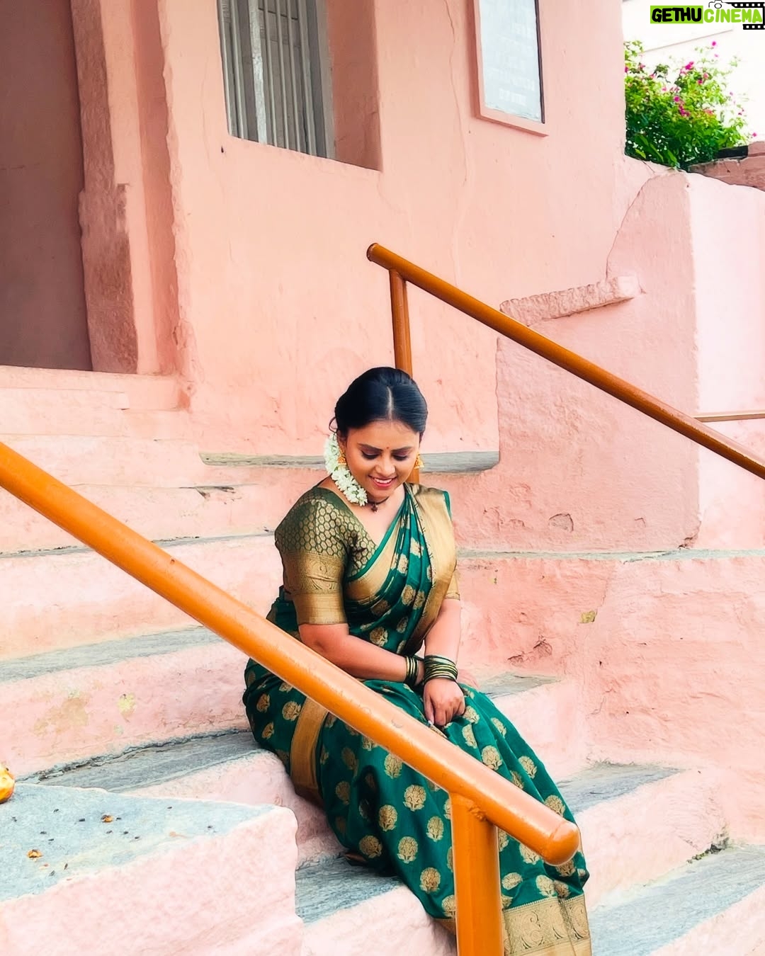Cherika R Murthy - 1.5K Likes - #cherika
#kannadathi #kannada #actress #ashwini #kannadaactress #tamilactress #chelvi #lakshminivasa #zeekannada #revathi #gettimelam #zeetamil #ashwinirmurthy #instagram @cherika_rmurthy