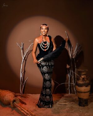Chinenye Nnebe Instagram - A.D.A.I.G.B.O 👑

My look for AFRIFF 2024 @afriff Closing Night
Thank you AFRIFF for selecting our film “Out Of Breath” as the official closing film for 2024
Thank you to everyone who came to support us 🙏🏽

Styling: @official_timitom
Makeup: @annablissglams_ 
Photography:  @shotbysukre 
Location: @24hrs_contenthub
Outfit: @Timitomofficial
Hairstylist: @ids_touch