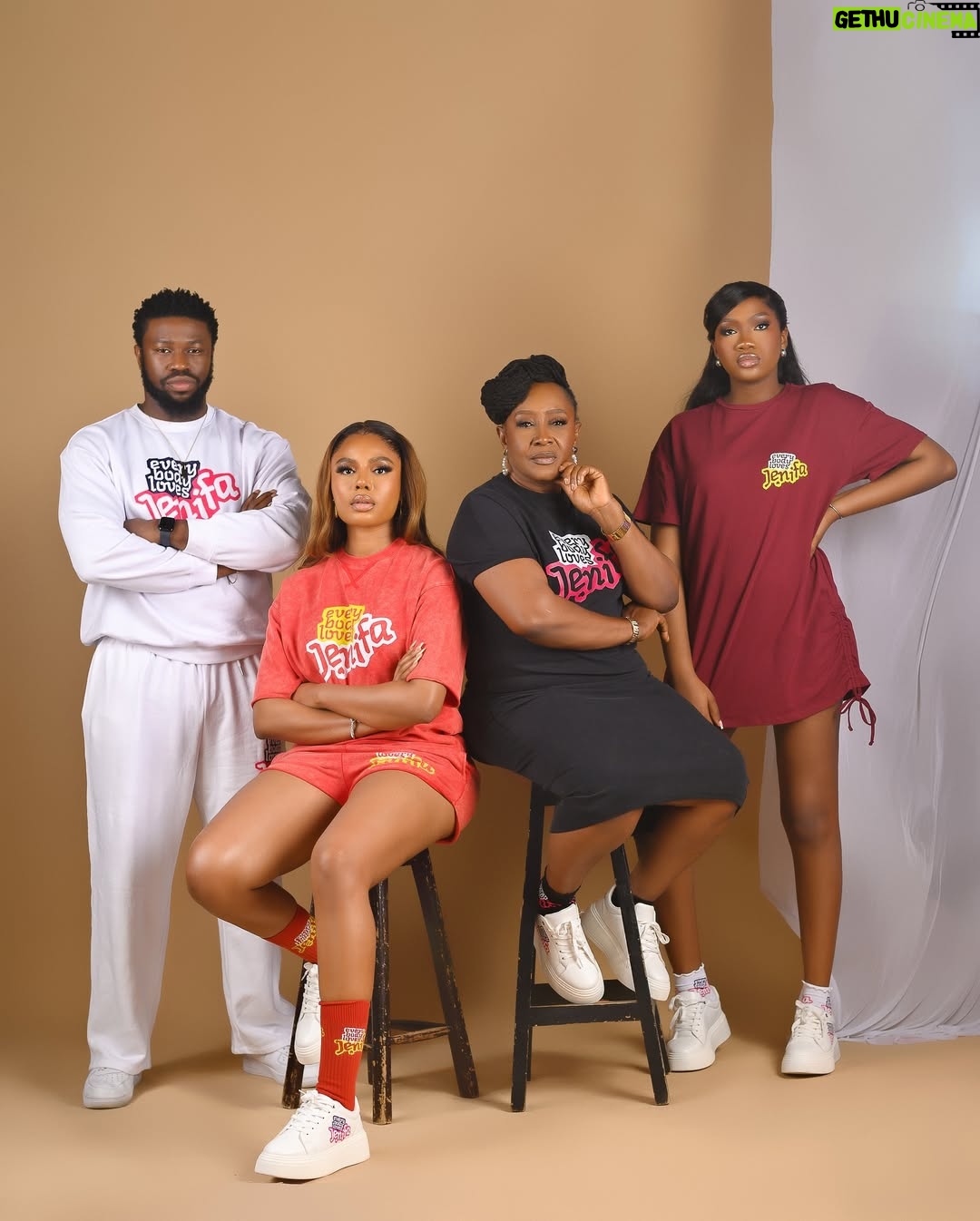 Chinenye Nnebe - 194.4K Likes - Grateful to be a part of this Amazing project 🙏🏽
Thank you so much for the love so far fam ❤️
You’re definitely going to love Jenifa 😁
December 13th #everybodylovesjenifa hits the Cinema Nationwide 💃🏽💃🏽💃🏽