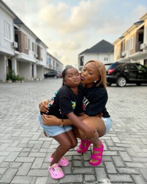 Chinenye Nnebe Instagram - My sweet sweet BuBu @obi.oluebube_c happy birthday ❤️
I thank God each day for bringing you to our lives
You came into our lives and you’ve brought so much joy and laughter.
You’re extremely hardworking and talented 
You’ve achieved so much at such a young age and that’s because of how dedicated and focused you are at work
I just want you to know that I am proud of you and I love you so much
I pray that as you’ve turned a year older today, God will perfect all that concerns you,ah He grant all your heart desires and may Lines fall into pleasant places for you