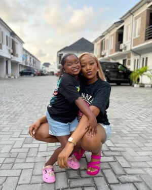 Chinenye Nnebe Instagram - My sweet sweet BuBu @obi.oluebube_c happy birthday ❤️
I thank God each day for bringing you to our lives
You came into our lives and you’ve brought so much joy and laughter.
You’re extremely hardworking and talented 
You’ve achieved so much at such a young age and that’s because of how dedicated and focused you are at work
I just want you to know that I am proud of you and I love you so much
I pray that as you’ve turned a year older today, God will perfect all that concerns you,ah He grant all your heart desires and may Lines fall into pleasant places for you