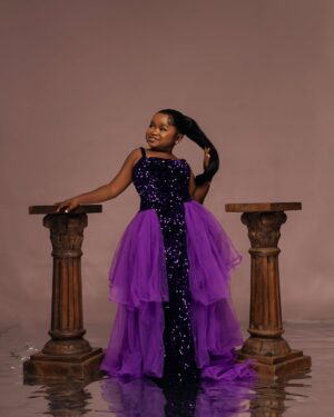Chinenye Nnebe Instagram - My sweet sweet BuBu @obi.oluebube_c happy birthday ❤️
I thank God each day for bringing you to our lives
You came into our lives and you’ve brought so much joy and laughter.
You’re extremely hardworking and talented 
You’ve achieved so much at such a young age and that’s because of how dedicated and focused you are at work
I just want you to know that I am proud of you and I love you so much
I pray that as you’ve turned a year older today, God will perfect all that concerns you,ah He grant all your heart desires and may Lines fall into pleasant places for you