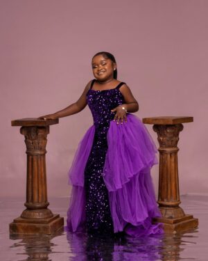 Chinenye Nnebe Instagram - My sweet sweet BuBu @obi.oluebube_c happy birthday ❤️
I thank God each day for bringing you to our lives
You came into our lives and you’ve brought so much joy and laughter.
You’re extremely hardworking and talented 
You’ve achieved so much at such a young age and that’s because of how dedicated and focused you are at work
I just want you to know that I am proud of you and I love you so much
I pray that as you’ve turned a year older today, God will perfect all that concerns you,ah He grant all your heart desires and may Lines fall into pleasant places for you