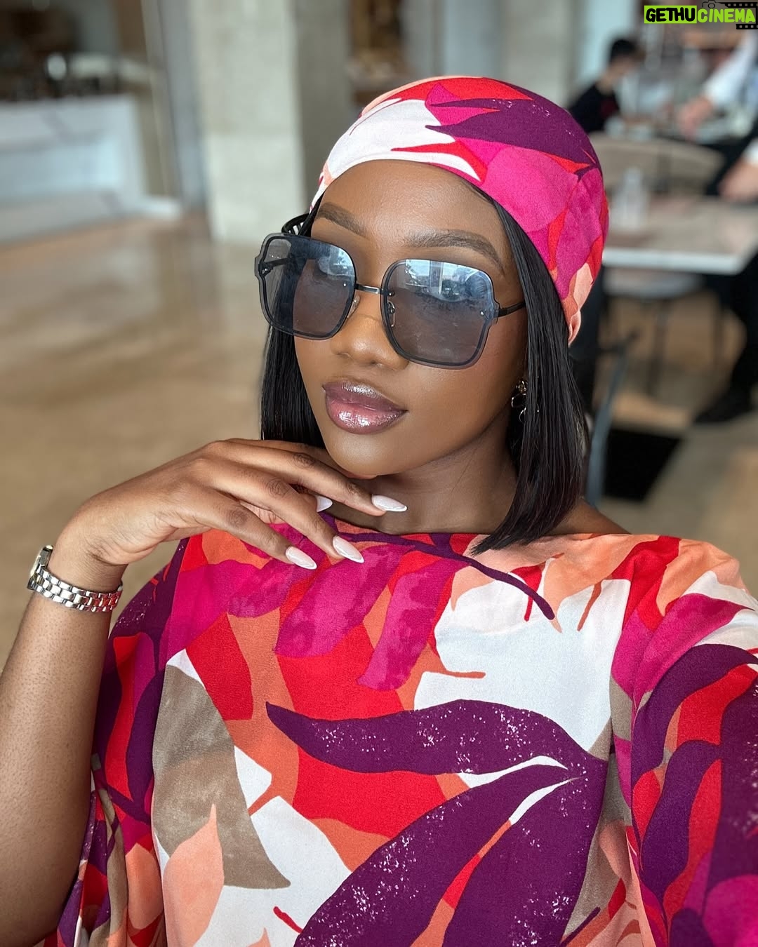 Chinenye Nnebe - 130.7K Likes - Living life in full bloom 🌸
Outfit from @omahs_label rush to their page now as they are currently on sales