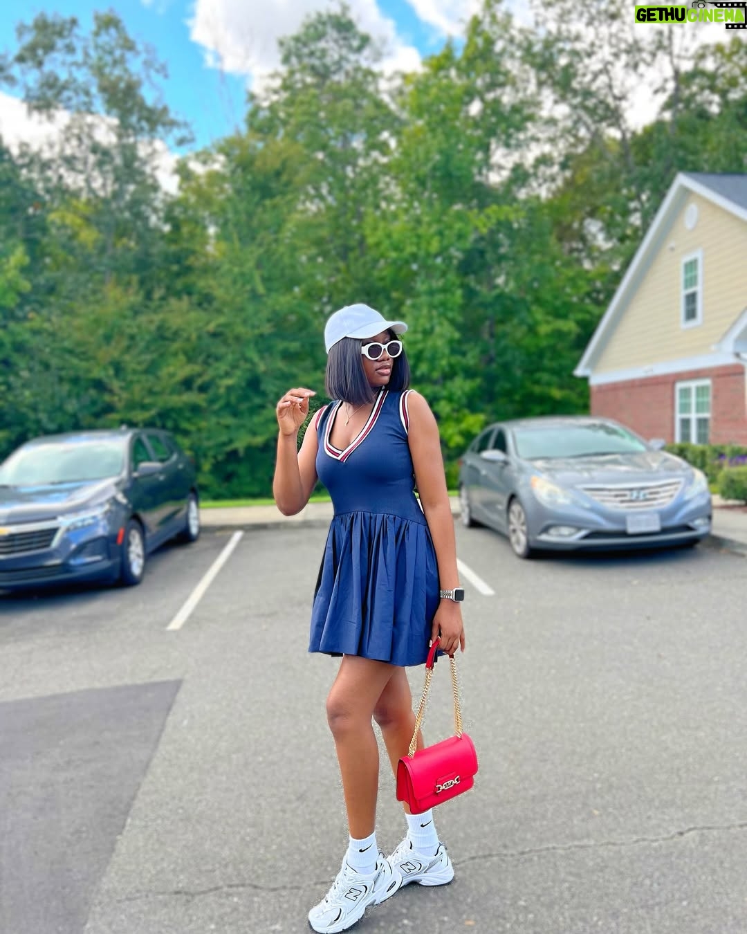 Chinenye Nnebe - 132.4K Likes - Rise and Shine ✨
Make today count 😁
Dress @timitomofficial