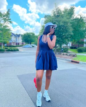 Chinenye Nnebe Instagram - Rise and Shine ✨
Make today count 😁

Dress @timitomofficial