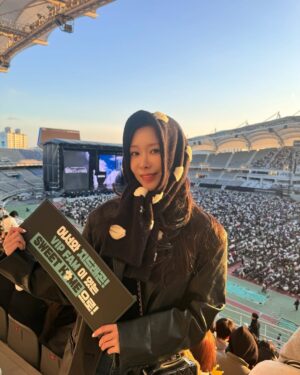 Cho Lee-hyeon Instagram - vip된지 벌써 19년 ..🫶🏻👑
좋아요는 있지만 싫어요는 없어요🤍
진짜 8년만의 콘서트 실화 맞냐구요!!!!!!!!!!!!!!
추위와 맞바꾼 잊지 못할 콘서트..행복이었다ㅠㅠ
꽃지용🌹

#gd #gdragon #지디 #vip ....👑