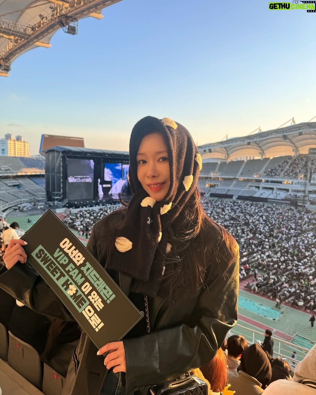 Cho Lee-hyeon - 9.8K Likes - vipėģ§ ė²ģØ 19ė
..š«¶š»š
ģ¢ģģė ģģ§ė§ ģ«ģ“ģė ģģ“ģš¤
ģ§ģ§ 8ė
ė§ģ ģ½ģķø ģ¤ķ ė§ė구ģ!!!!!!!!!!!!!!
ģ¶ģģ ė§ė°ź¾¼ ģģ§ ėŖ»ķ ģ½ģķø..ķė³µģ“ģė¤ć
ć
ź½ģ§ģ©š¹
#gd #gdragon #ģ§ė #vip ....š