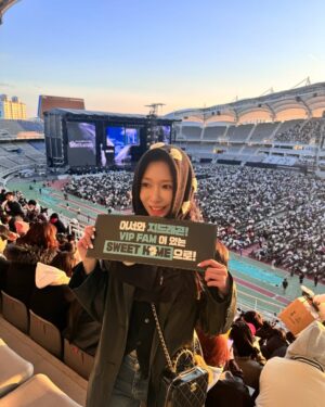 Cho Lee-hyeon Instagram - vip된지 벌써 19년 ..🫶🏻👑
좋아요는 있지만 싫어요는 없어요🤍
진짜 8년만의 콘서트 실화 맞냐구요!!!!!!!!!!!!!!
추위와 맞바꾼 잊지 못할 콘서트..행복이었다ㅠㅠ
꽃지용🌹

#gd #gdragon #지디 #vip ....👑